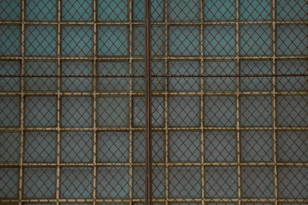 Photo Minesweeper grid